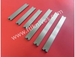 Packaging machine blade